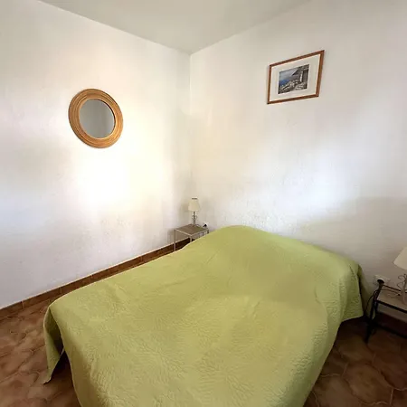 Hyedes Climatise Pour 4 Personnes Sur Le Port De Apartament *