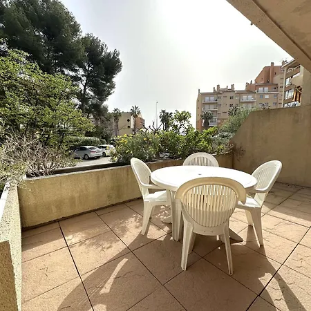Hyedes Climatise Pour 4 Personnes Sur Le Port De Apartament