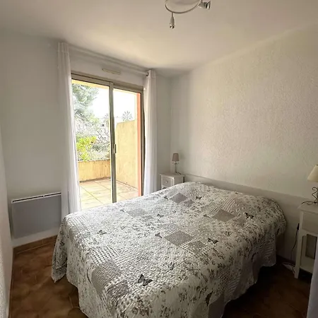 Apartament Hyedes Climatise Pour 4 Personnes Sur Le Port De *